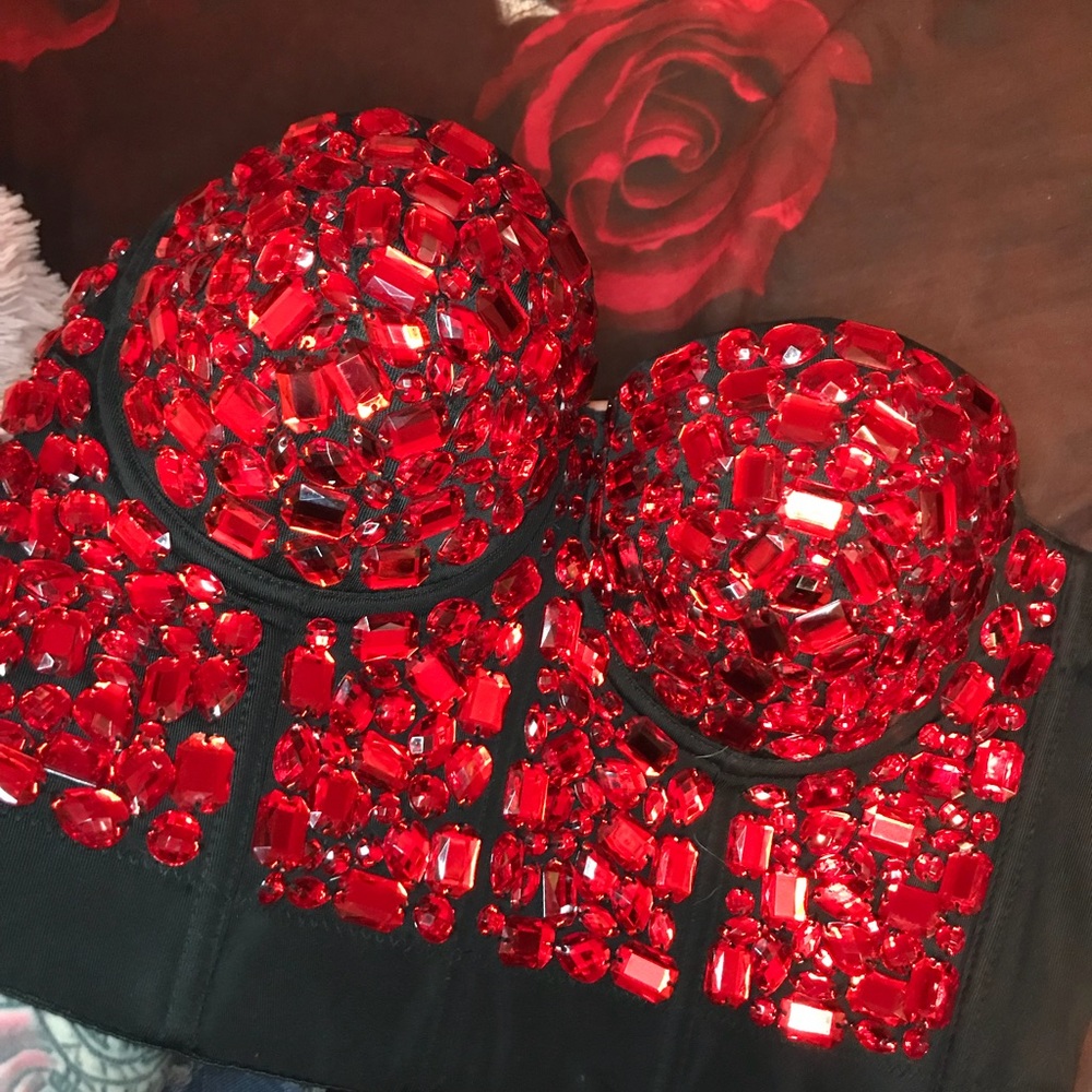 Red diamond bustier